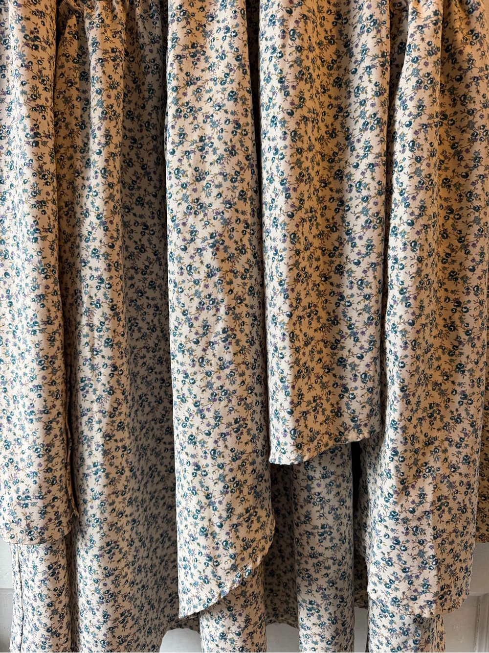 Smocked Waist High-Low Floral Maxi Skirt in Beige and Blue - Picture 3 of 6